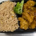 Best General Tso's Chicken (Lunch午餐) 左宗鸡 in Odenton, MD