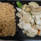 Best Moo Goo Gai Pan 蘑菇鸡片 in Odenton, MD